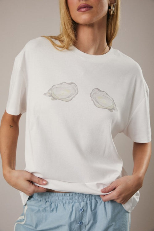 Oysters Graphic Tee