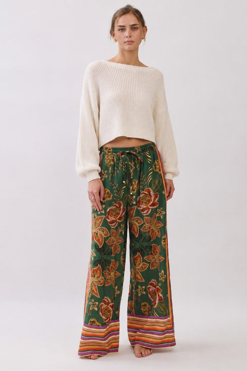 Stripe Border Wide Leg Pants